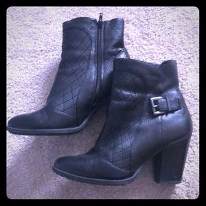 Me Too Leather booties size 8.5